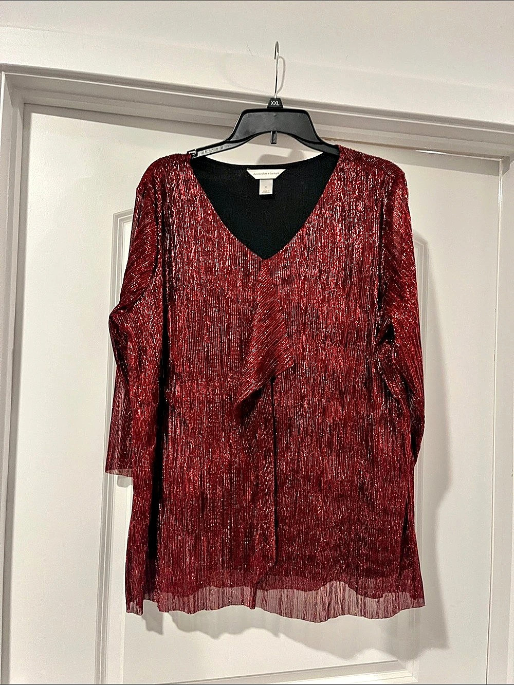 Christopher & Banks Red Metallic V-Neck Blouse Size XL Like New